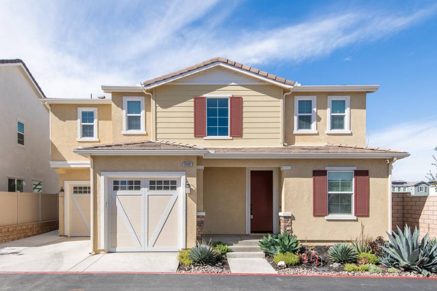 13682 Gray Hawk Way, Valley Center, CA 92082