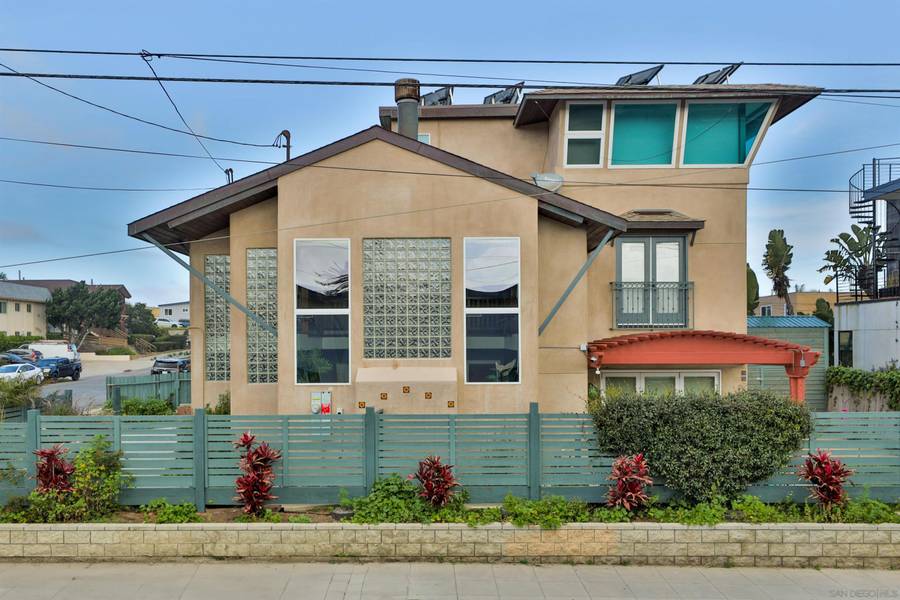 5004 Del Monte Ave, Ocean Beach, CA 92107