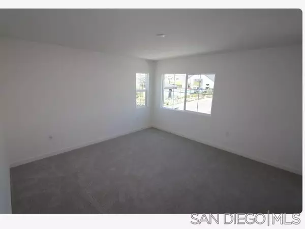 Fallbrook, CA 92028,304 Zest Lane #25