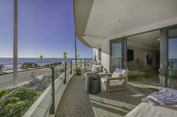 La Jolla, CA 92037,6767 Neptune Pl #104