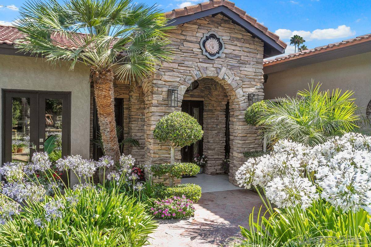 4716 S Mission Rd, Fallbrook, CA 92028