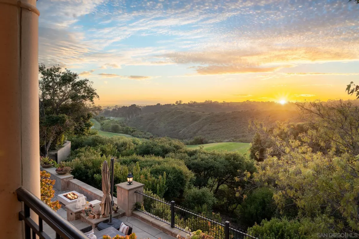 Rancho Santa Fe, CA 92091,18644 Via Catania