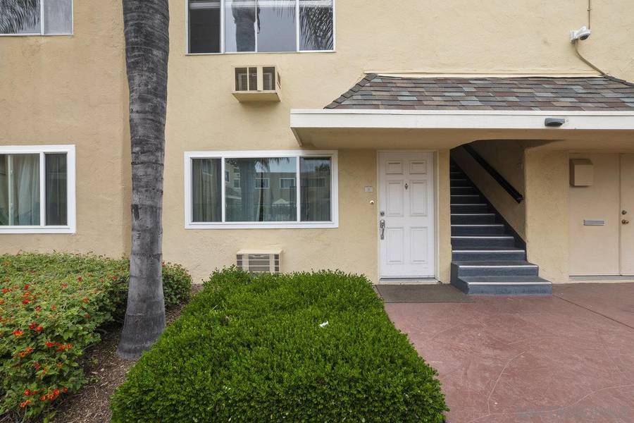 455 Ballantyne St #9, El Cajon, CA 92020