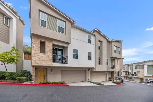 San Marcos, CA 92069,367 Fitzpatrick Rd #102