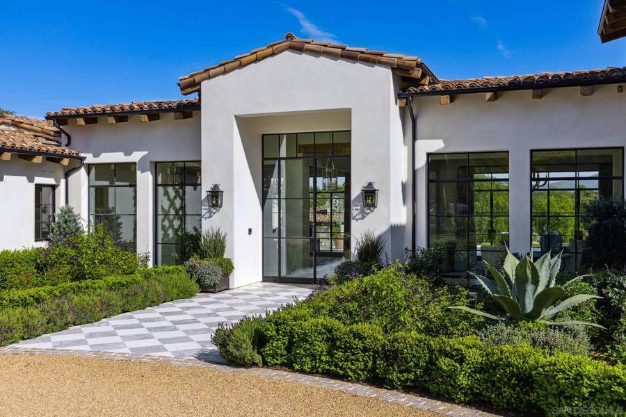 17440 El Vuelo, Rancho Santa Fe, CA 92067