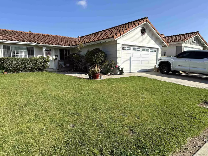 7451 Kamwood Street, San Diego, CA 92126