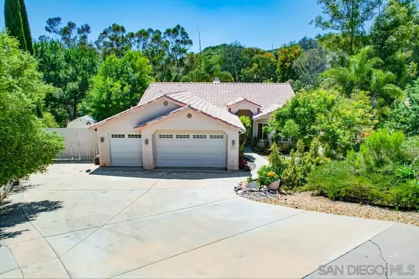 24034 Sargeant Road, Ramona, CA 92065