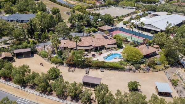 1102 Double LL Ranch Rd, Encinitas, CA 92024