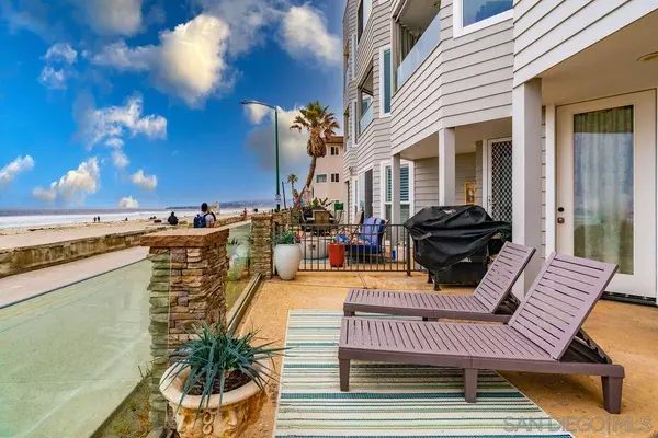 San Diego, CA 92109,3285 Ocean Front Walk