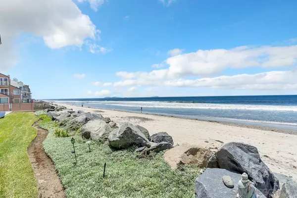 Imperial Beach, CA 91932,1320 Seacoast Dr Unit C