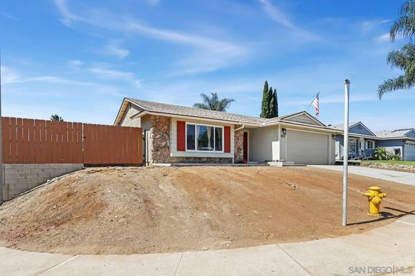 Santee, CA 92071,10217 Pinewood View