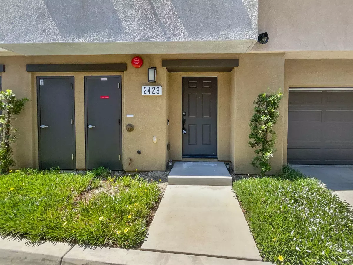 Vista, CA 92081,2423 Verano Way