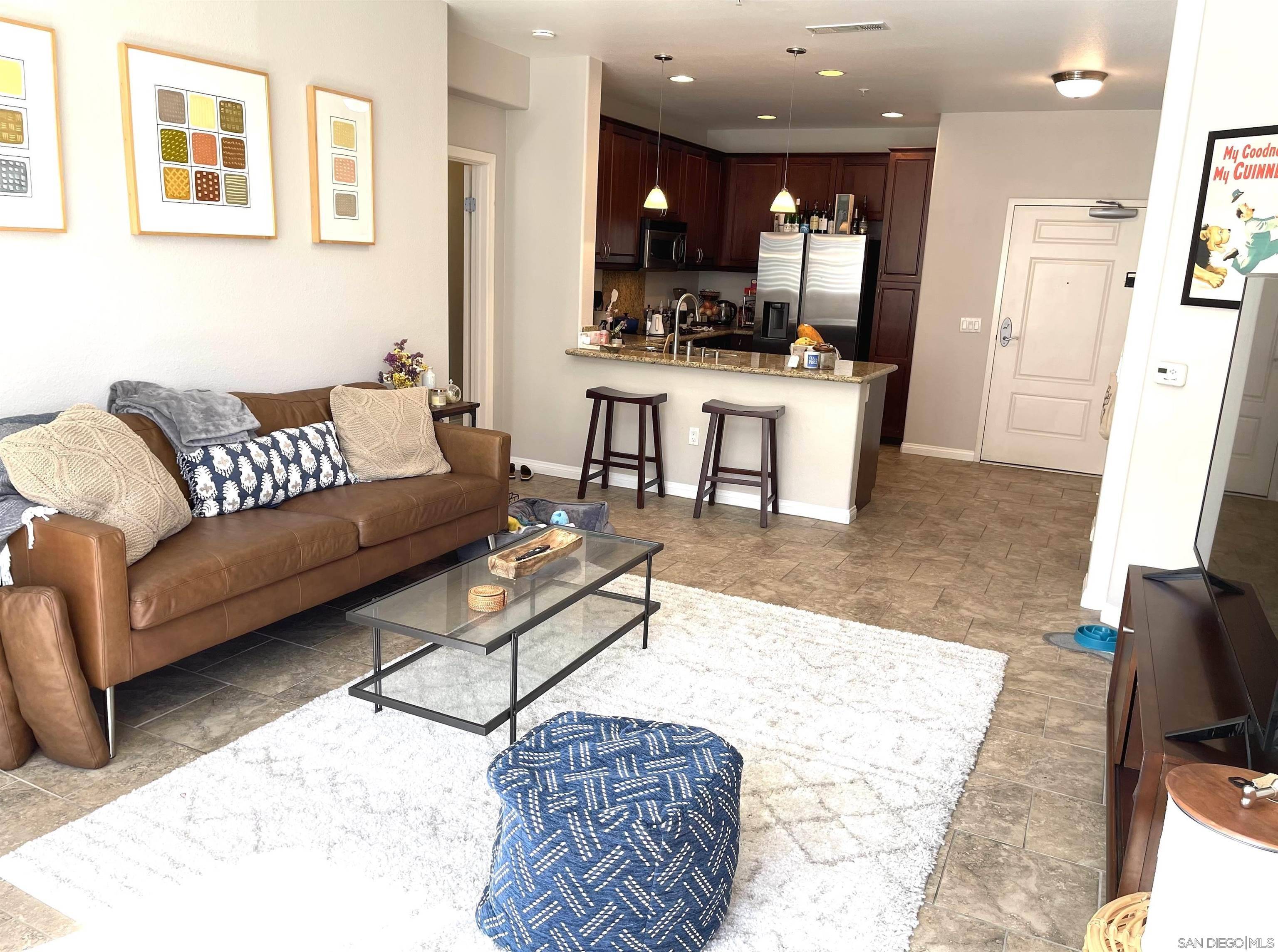 3877 Pell Place #206, San Diego, CA 92130