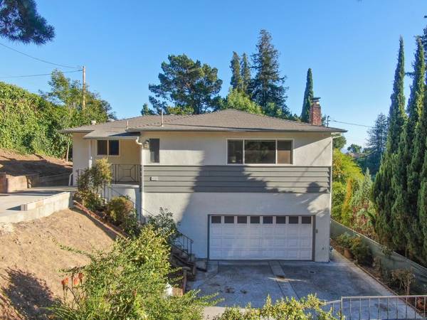 4633 Lawrence Dr,  Castro Valley,  CA 94546