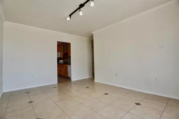 San Diego, CA 92117,3222 Jemez Dr