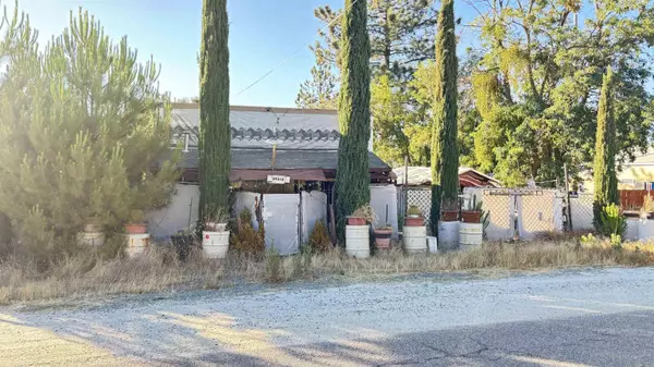 Campo, CA 91906,29858 Oak Dr.