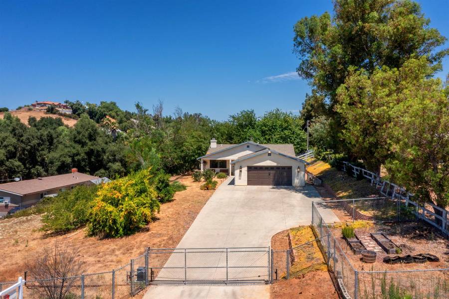 13826 Shady Creek Rd, Valley Center, CA 92082