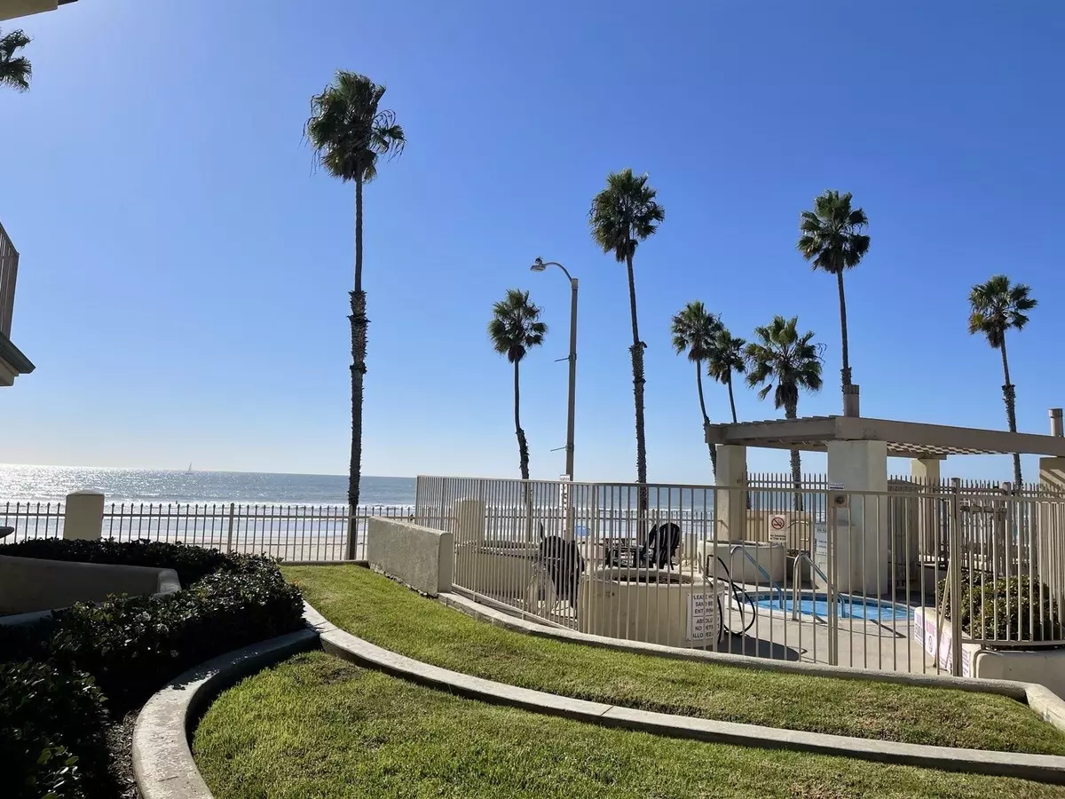 Oceanside, CA 92054,600 N The Strand #17