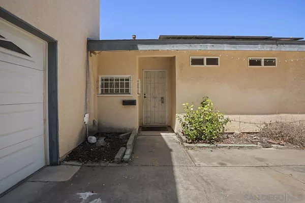 La Mesa, CA 91942,5990 Manon Street