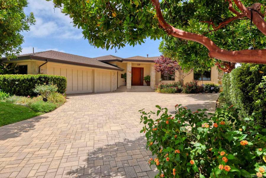 5882 Sagebrush Road, La Jolla, CA 92037