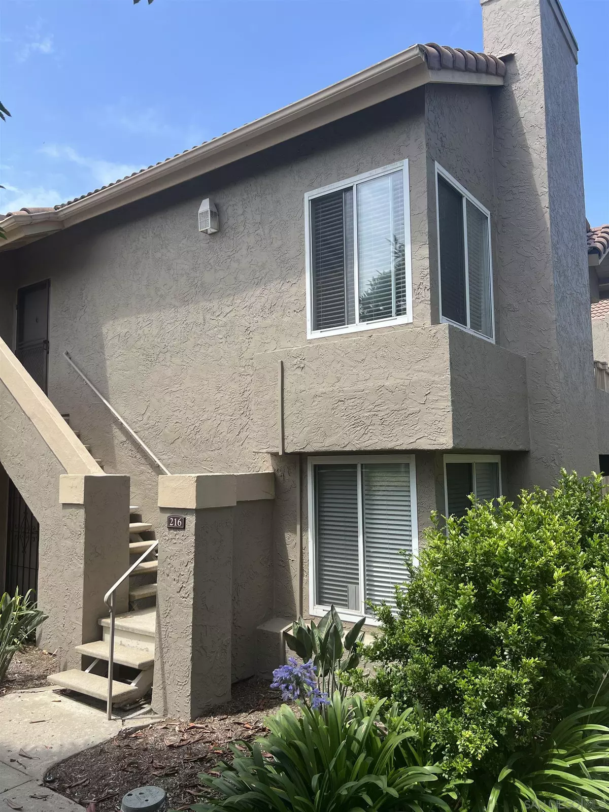 Solana Beach, CA 92075,930 Via Mil Cumbres #216