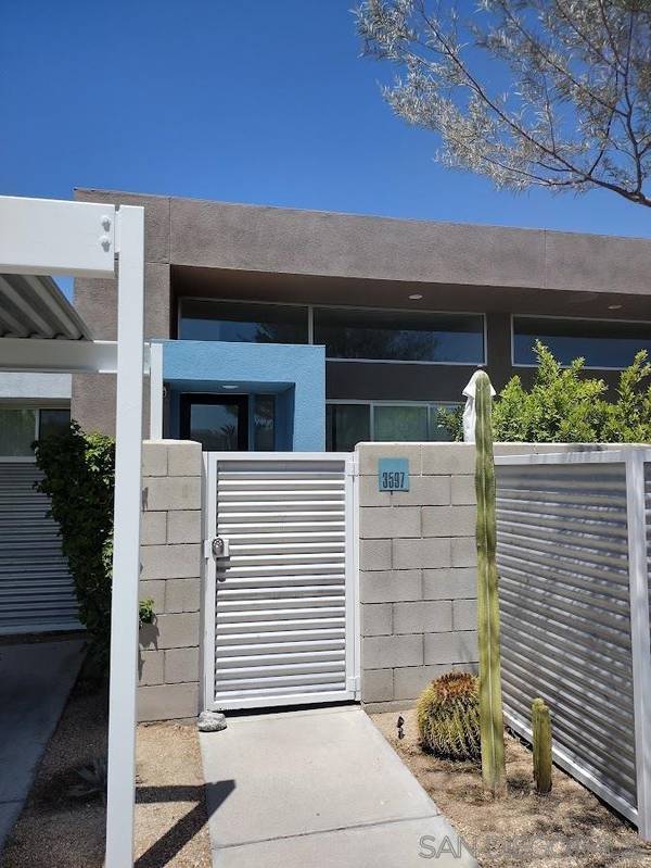 3597 Quiet Side Street, Palm Springs, CA 92262