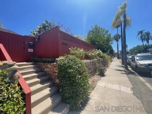 San Diego, CA 92104,3583-85 Texas St