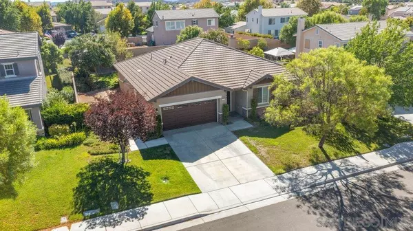 Murrieta, CA 92563,30883 Suncatcher St