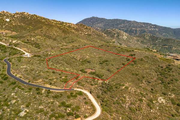 Poway, CA 92064,18140 Sunset Point #6