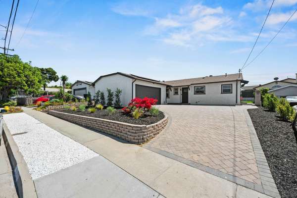 San Diego, CA 92117,4337 Mount Elbrus Ct