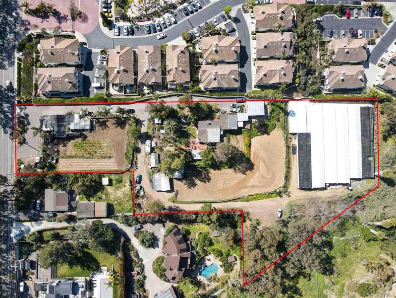 440 Saxony Rd #14, Encinitas, CA 92024