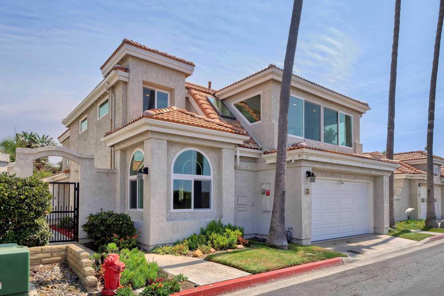 37 Delaport Way, Coronado, CA 92118