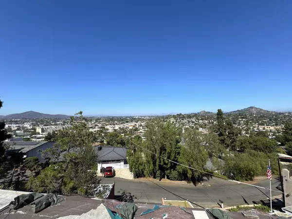 La Mesa, CA 91941,8167 Vista Dr