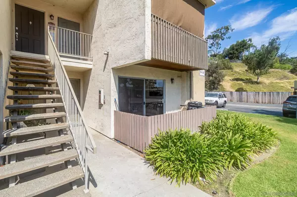 Oceanside, CA 92054,432 Edgehill Ln #119