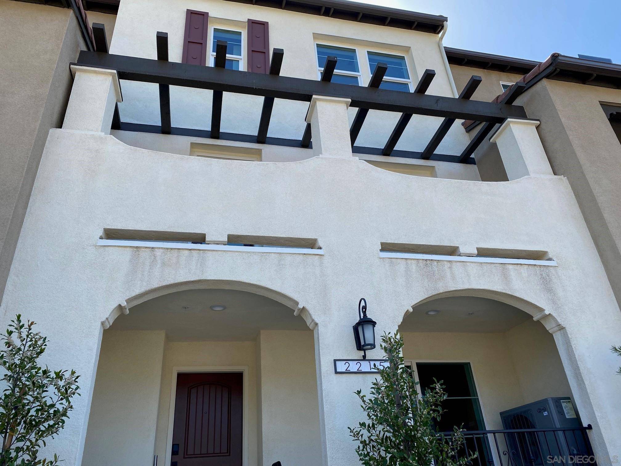 2205 N Cordon Glen #304, Escondido, CA 92025