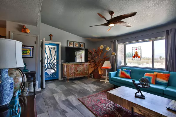 Borrego Springs, CA 92004,734 Diamond Bar