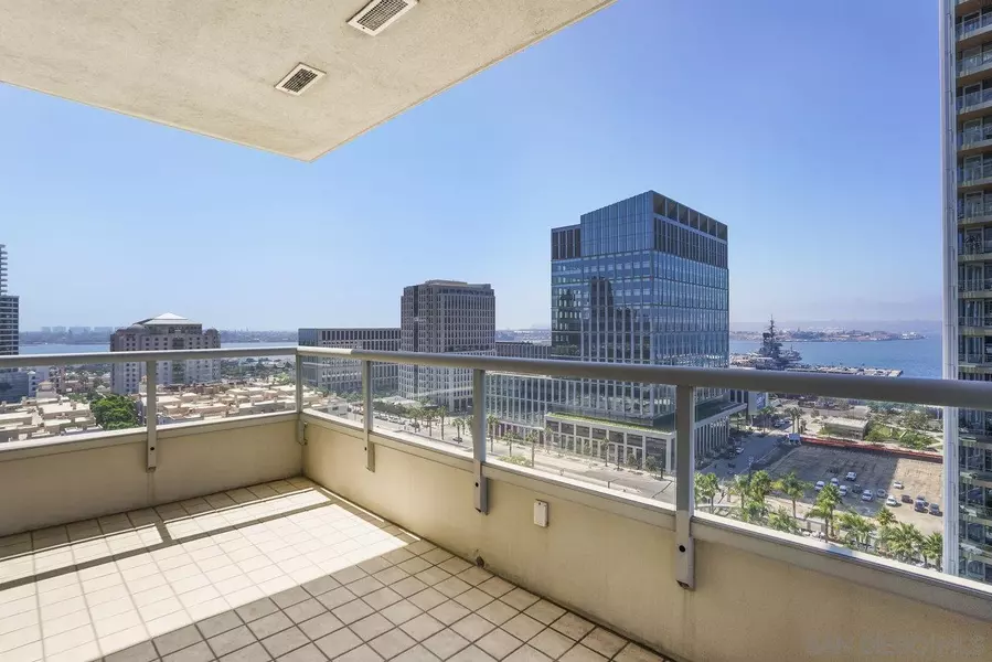 700 W E St #1502, San Diego, CA 92101