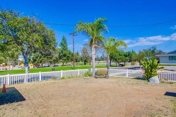 6398 Badger Lake Ave, San Diego, CA 92119