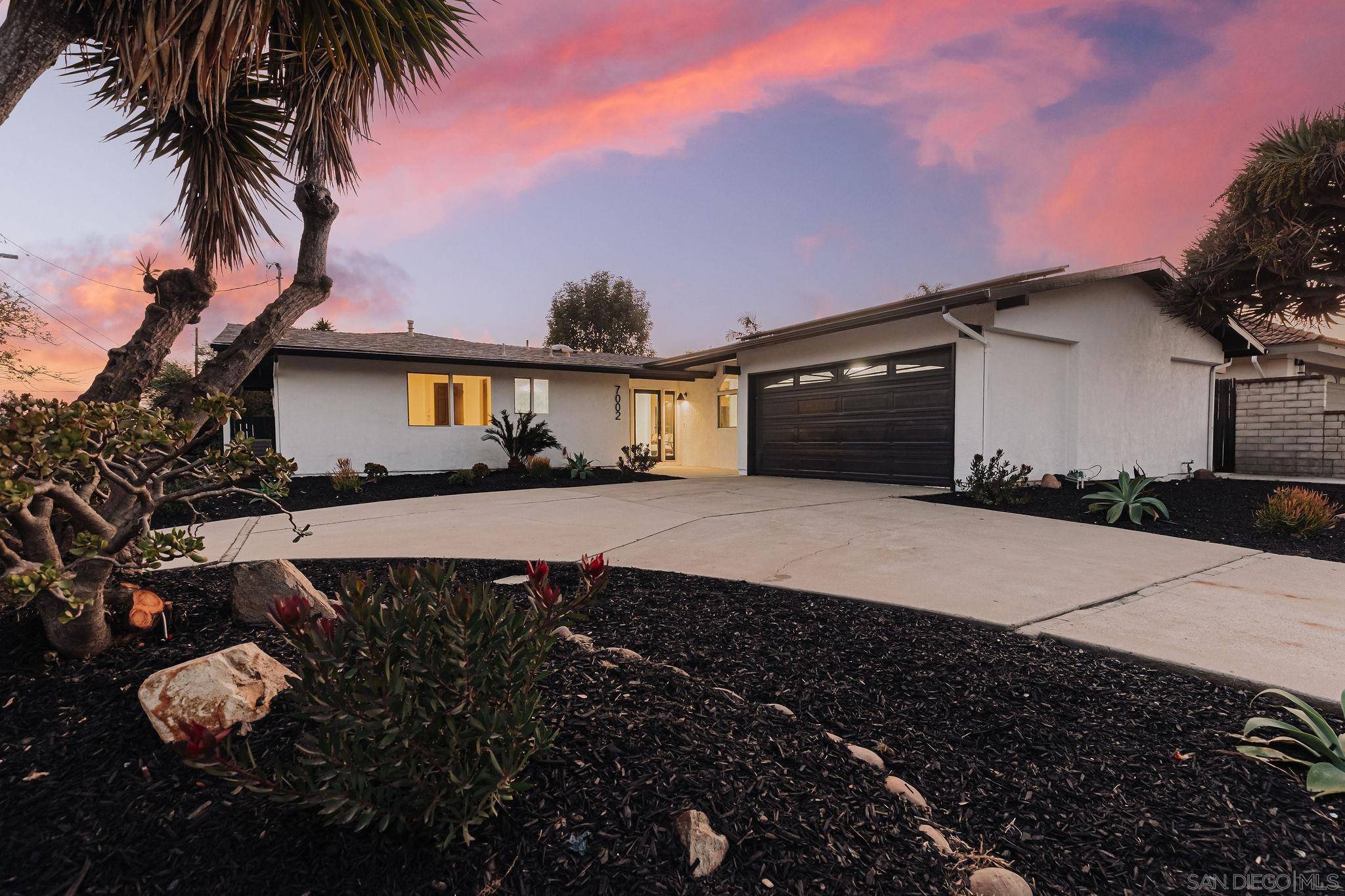 7002 Jackson Dr, San Diego, CA 92119
