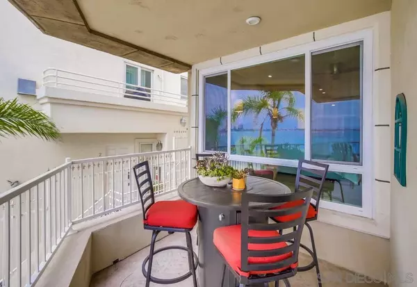 San Diego, CA 92109,3750 Riviera Dr #3