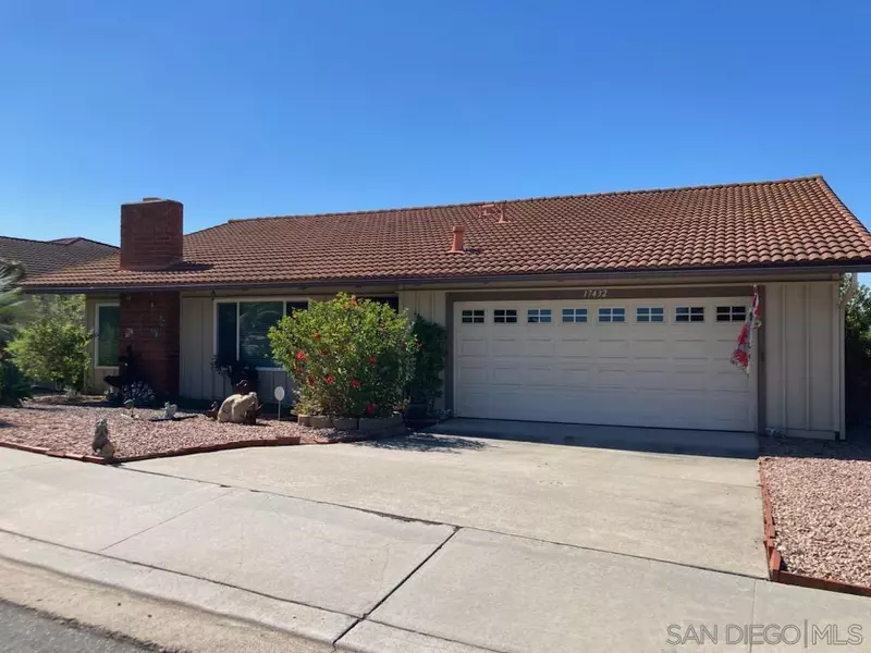 17432 Plaza Destacado, San Diego, CA 92128