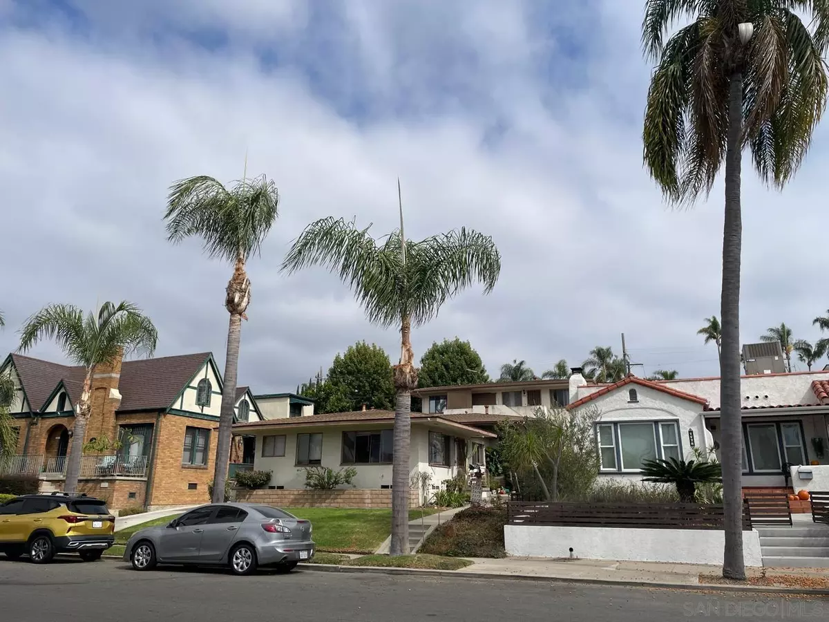 San Diego, CA 92104,3573-79 Villa Terrace