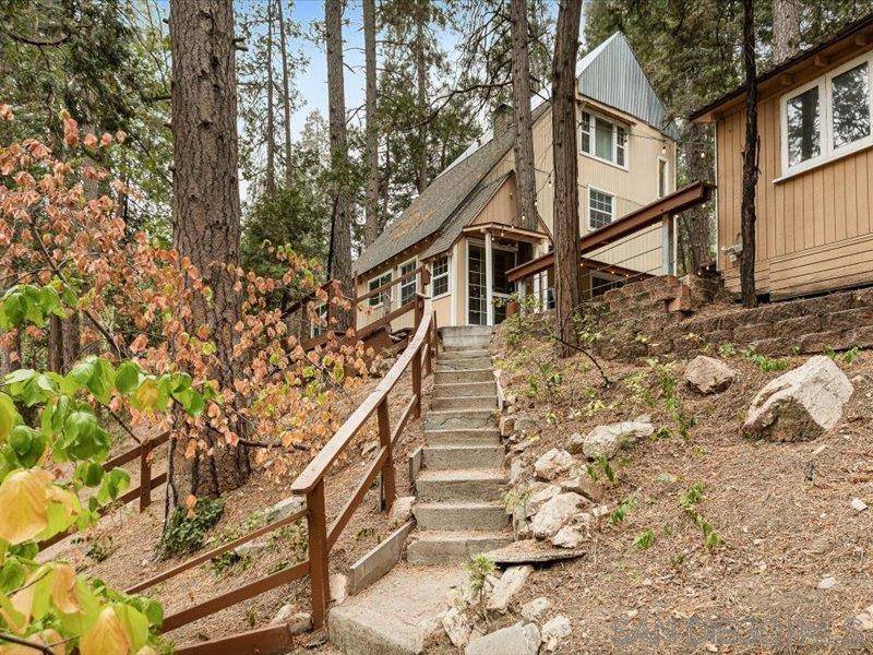 27961 Rainbow Dr, Lake Arrowhead, CA 92352