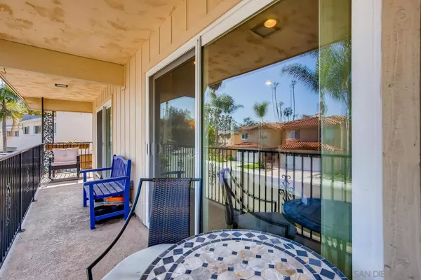 Carlsbad, CA 92008,4576 Cove Dr #A