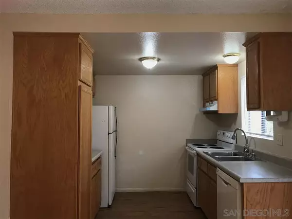 Imperial Beach, CA 91932,1176 11th