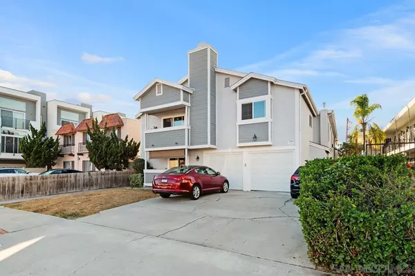 San Diego, CA 92104,4074 Utah St #2