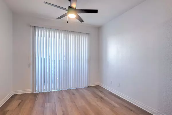 Chula Vista, CA 91910,569 E St #31