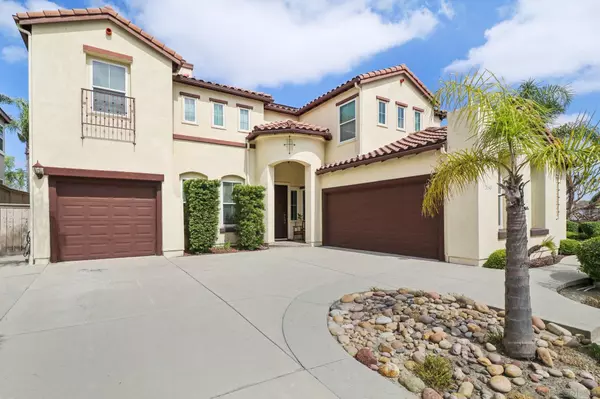 11648 Winding Ridge Dr, San Diego, CA 92131