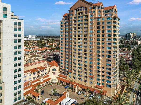 3890 Nobel Dr #1704, San Diego, CA 92122