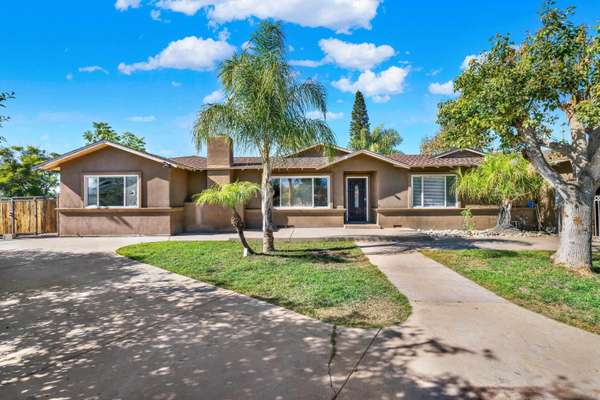 2308 Edgerton Dr., Lemon Grove, CA 91945